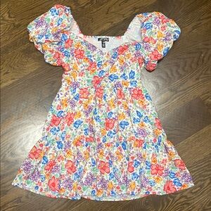 AQUA Floral Puff Sleeve Dress